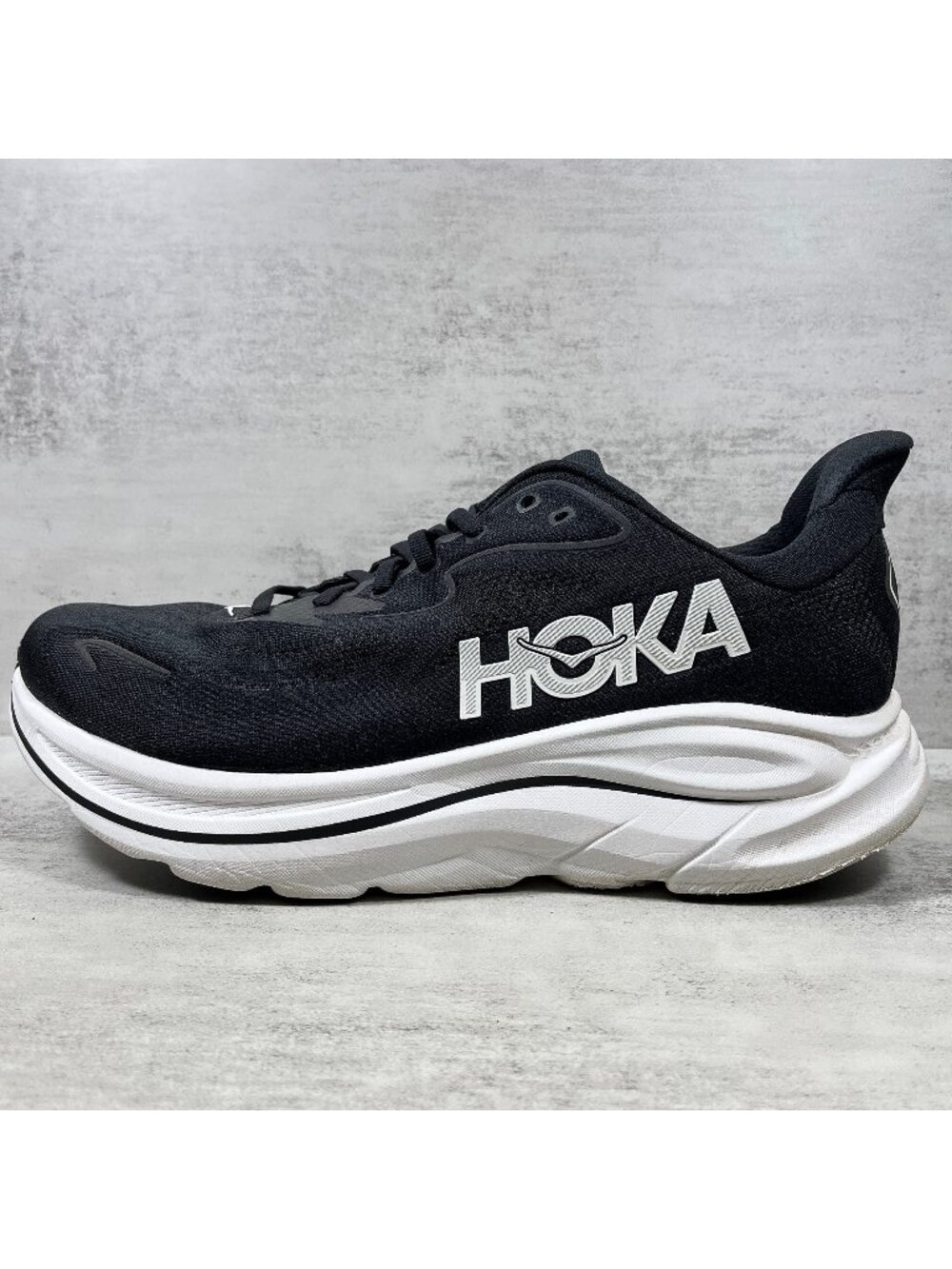 Hoka One One Clifton 10 Running Shoes - Men's Size 13 2E Wide - Black